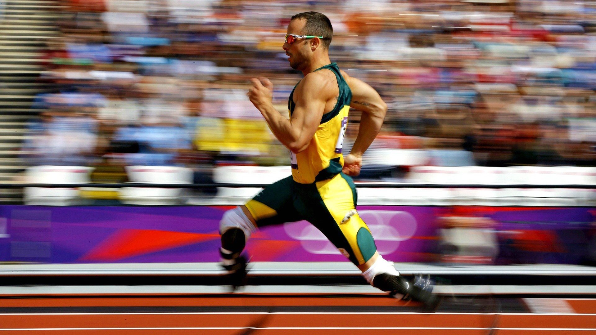 澳大利亚男子4×200米自由泳接力赛场表现亮眼，女子4x200米自由泳澳大利亚队